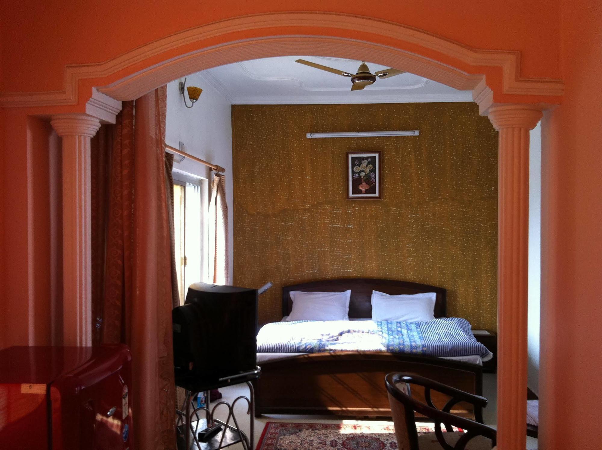 Vashishth Guest House Rishikesh Exterior photo